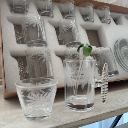 24 palm tree tea set