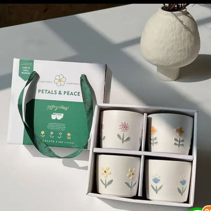 مجموعة أكواب ديزي مكونة من 4 قطع