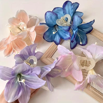 Flower hair clip