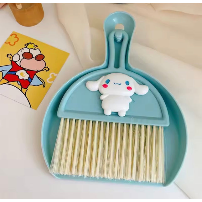 مكنسة مكتب صغيرة