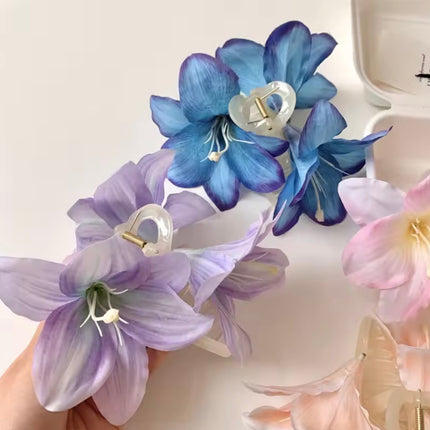 Flower hair clip
