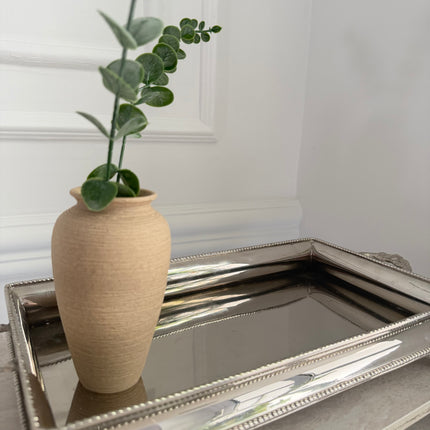 مزهرية حجرية مصنوعة يدوياً بطول 20 سم