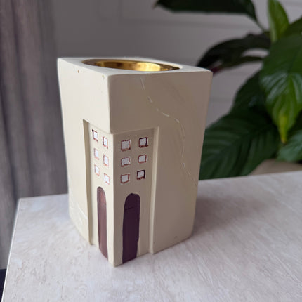 Resin palm tree essence