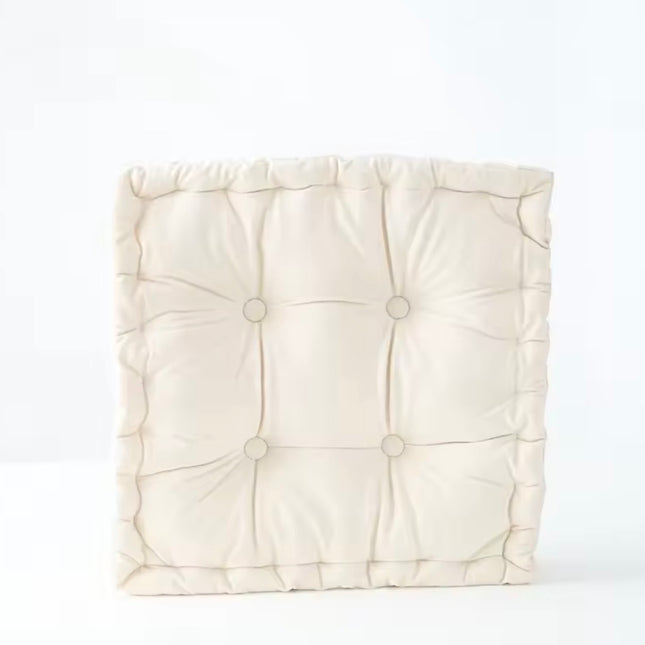 Square-shaped Cushions