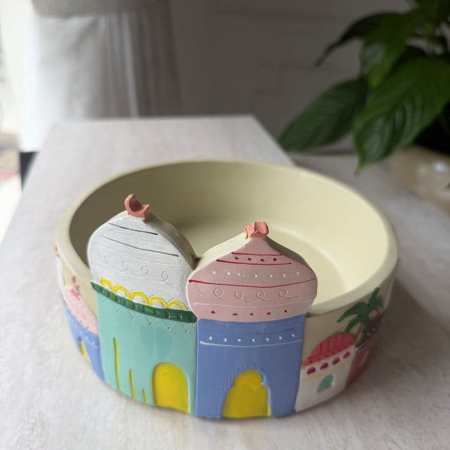 Round resin tray hand painted