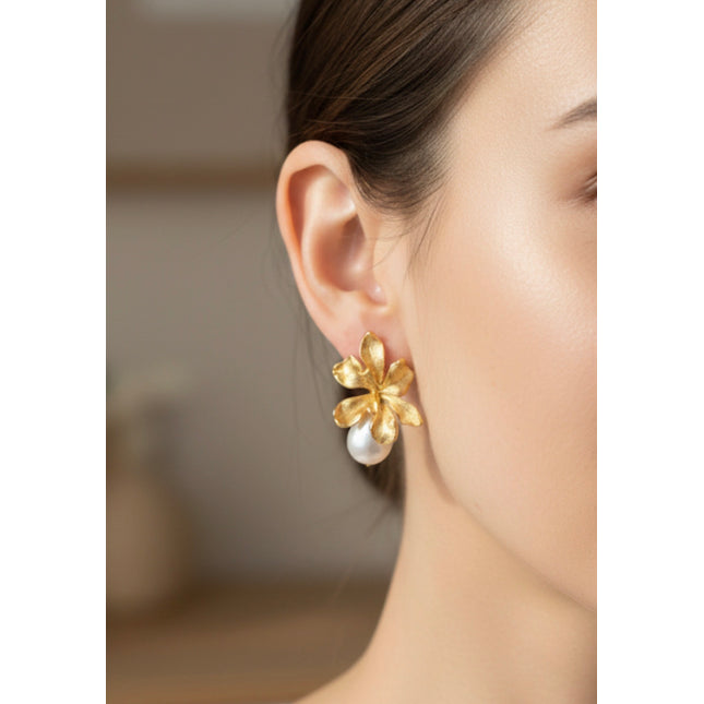 0980 Pearls Earrings for Women Gold Flowers
