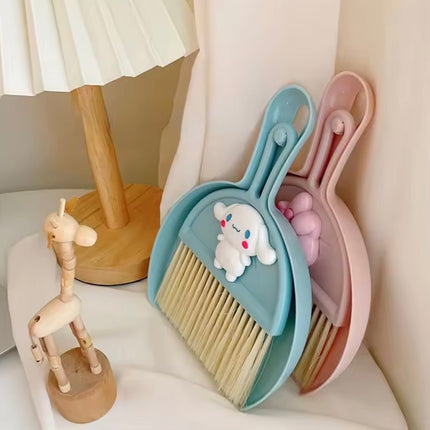 مكنسة مكتب صغيرة