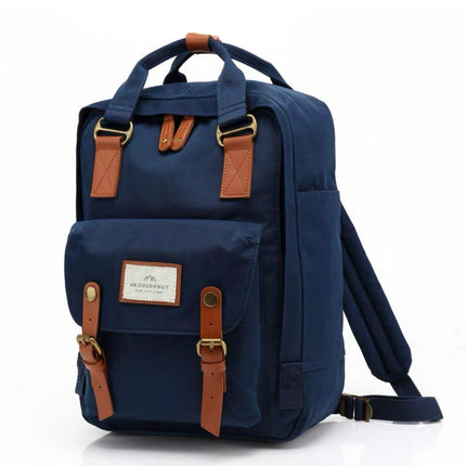 حقيبة ظهر باللون الأزرق الداكن